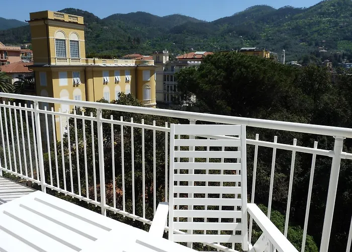 Penthouse By The Sea Apartman