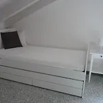 Penthouse By The Sea Apartman *
