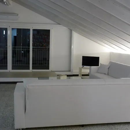 Penthouse By The Sea Apartamento Levanto
