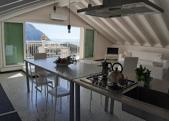 아파트 Penthouse By The Sea
